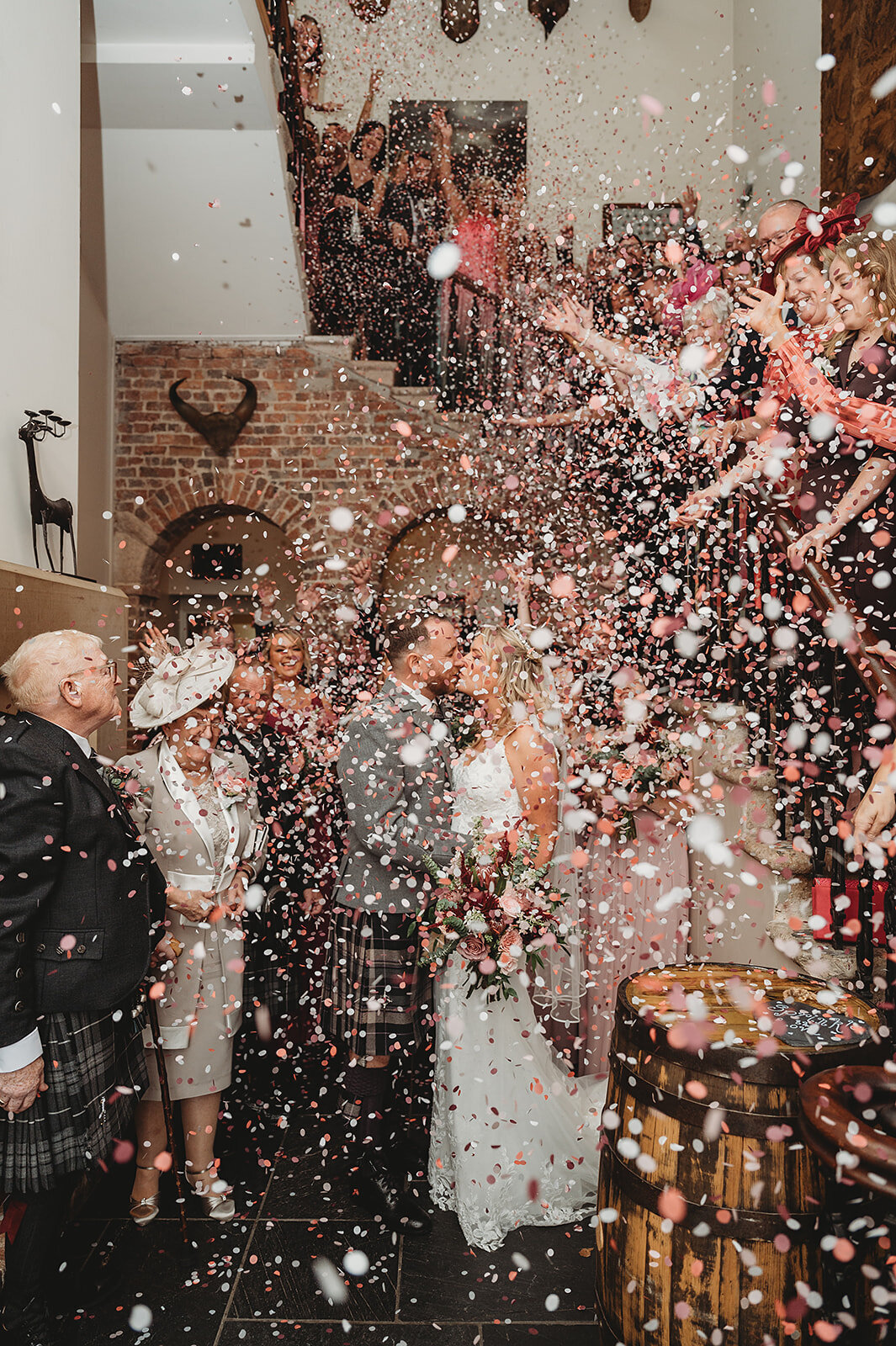 FionaandJohn_Confetti_0518_websize
