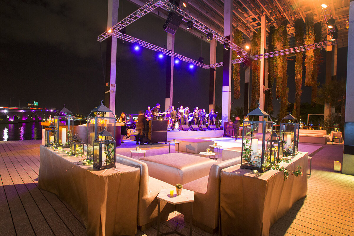 00011-organic-wedding-perez-art-museum-miami-chris-weinberg-events