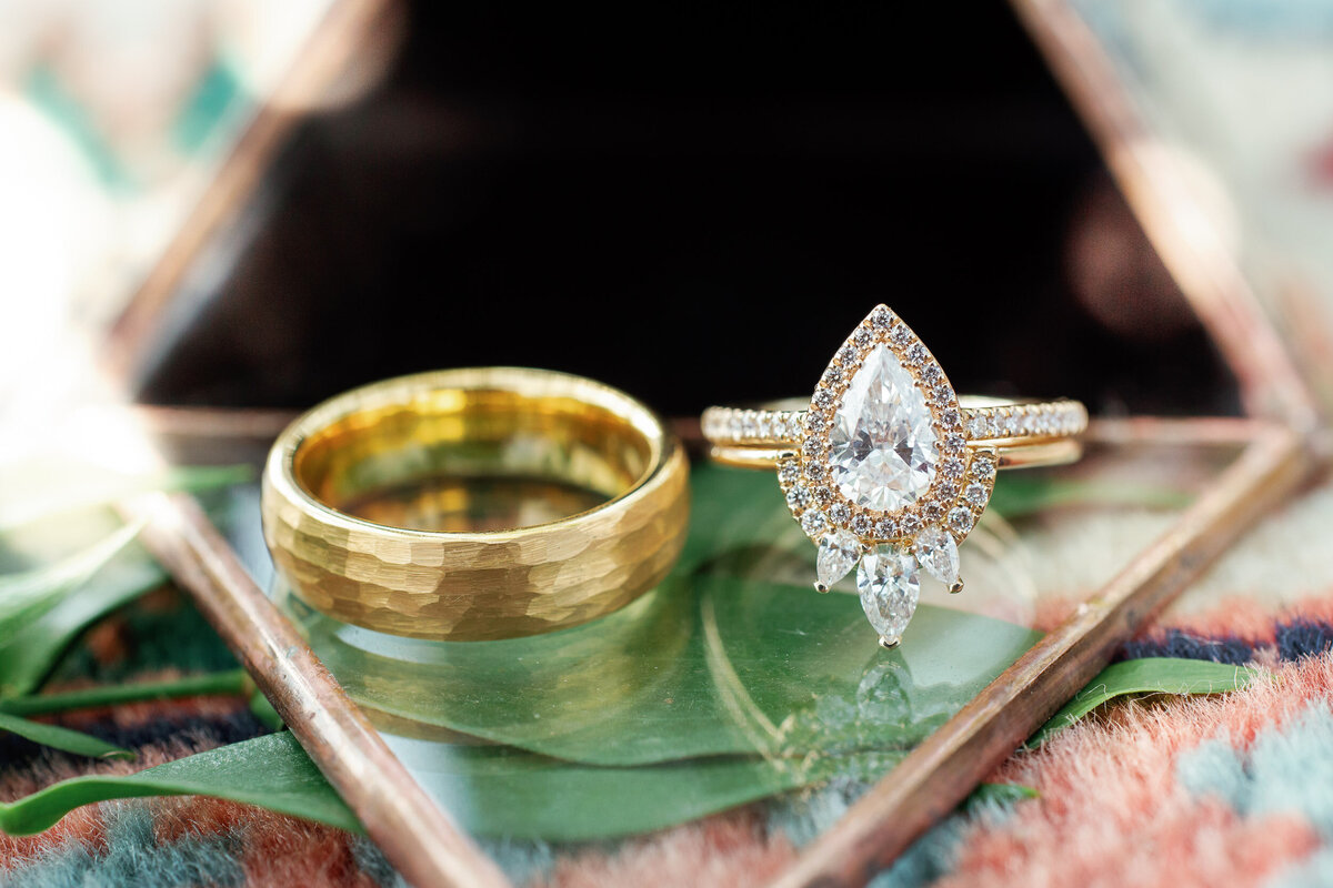 21-beautiful-artistic-wedding-rings-orlando-photographer