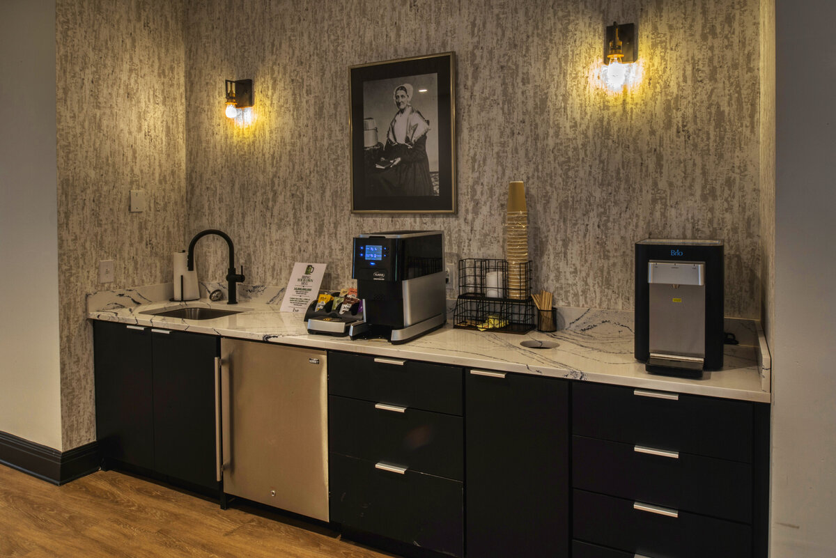 The Crossing Interior 013