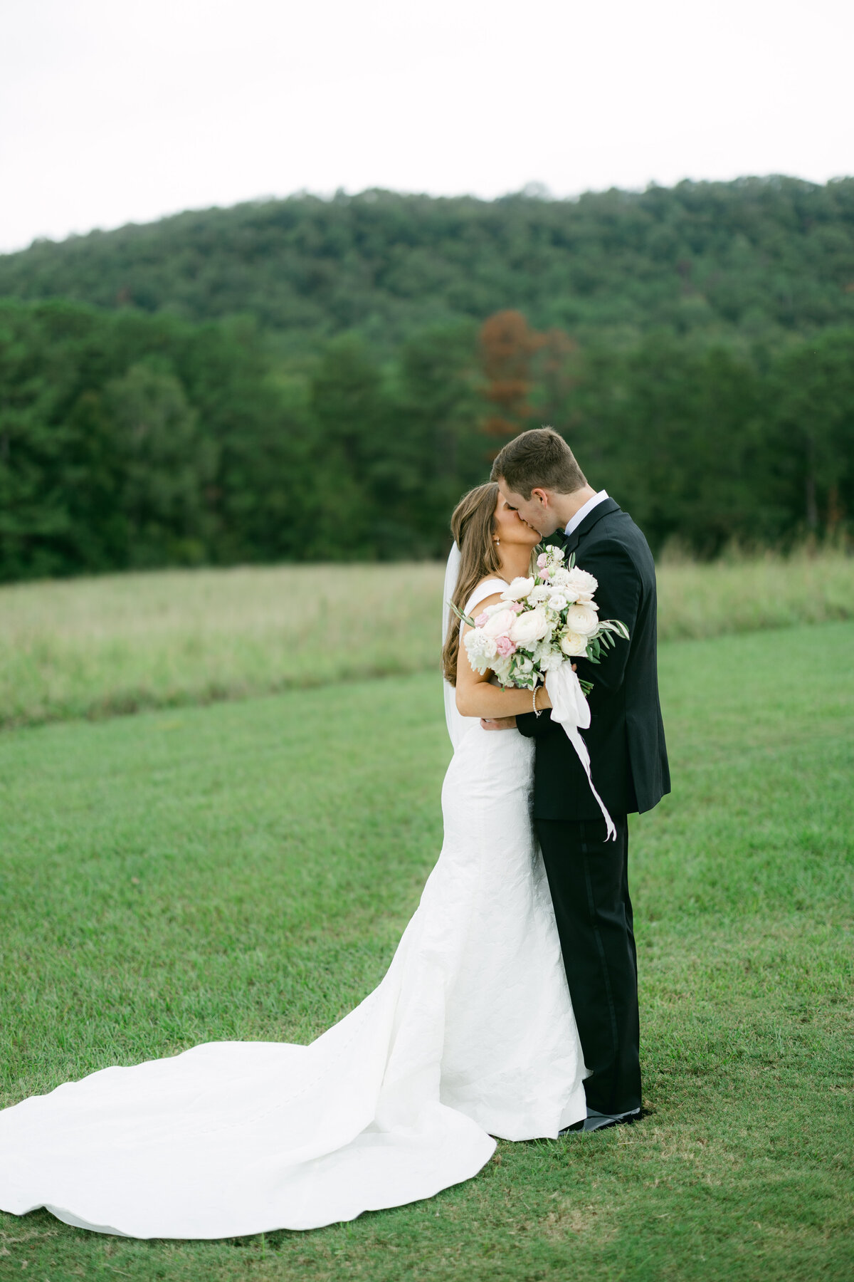 Katherine Horton Photography Olivia & Drew Wedding Day Katherine's Favorites_0069