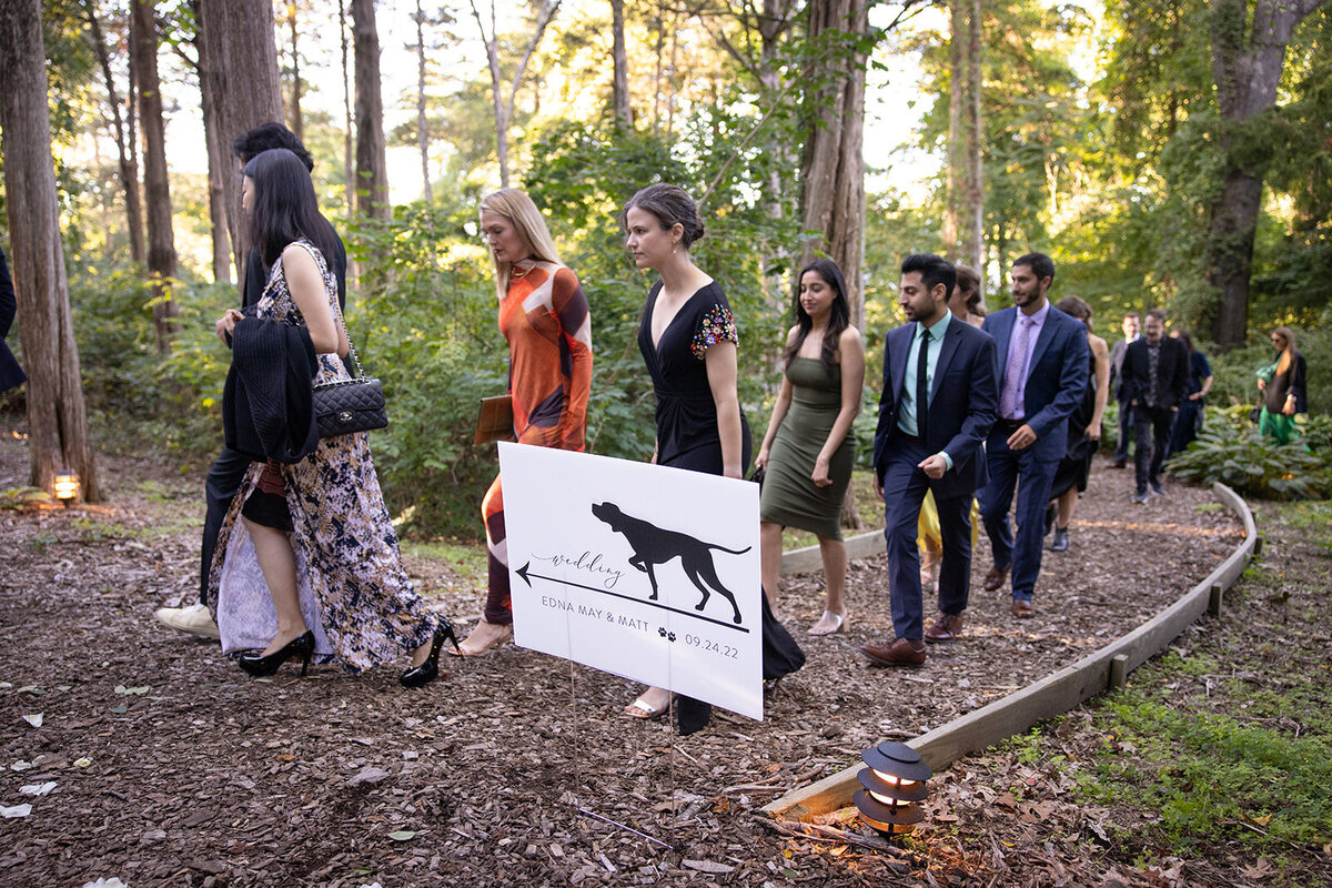 wedding-directions-sign-dog-welcome