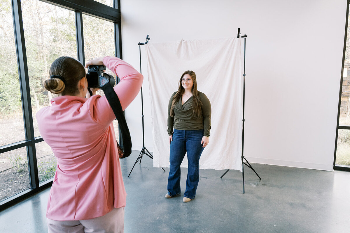 Headshot Station 022