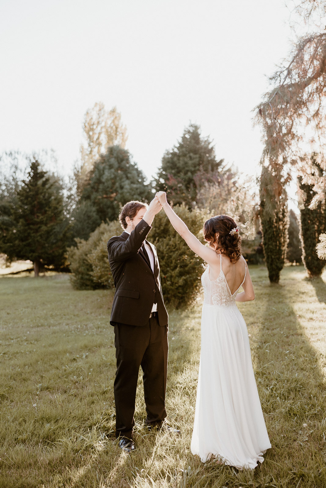 sunset-winter-elopement-in-battleground-wa-1