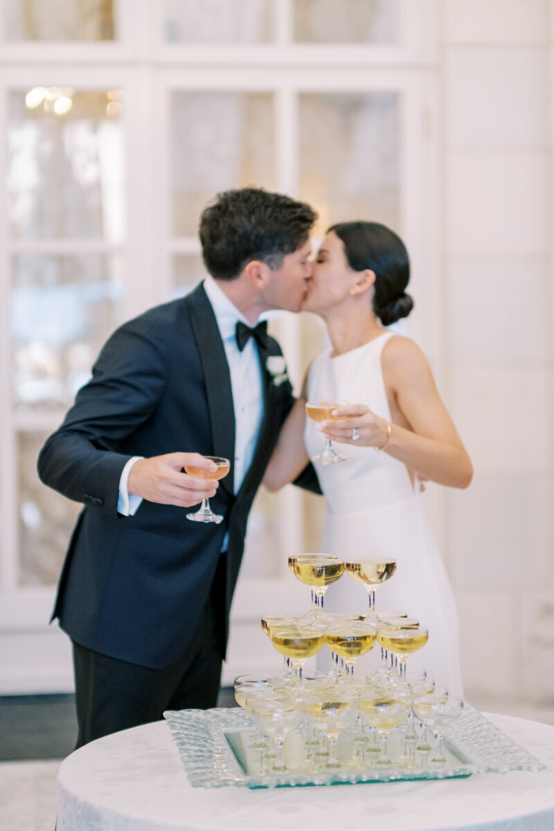 Rosecliff Mansion Wedding-4511