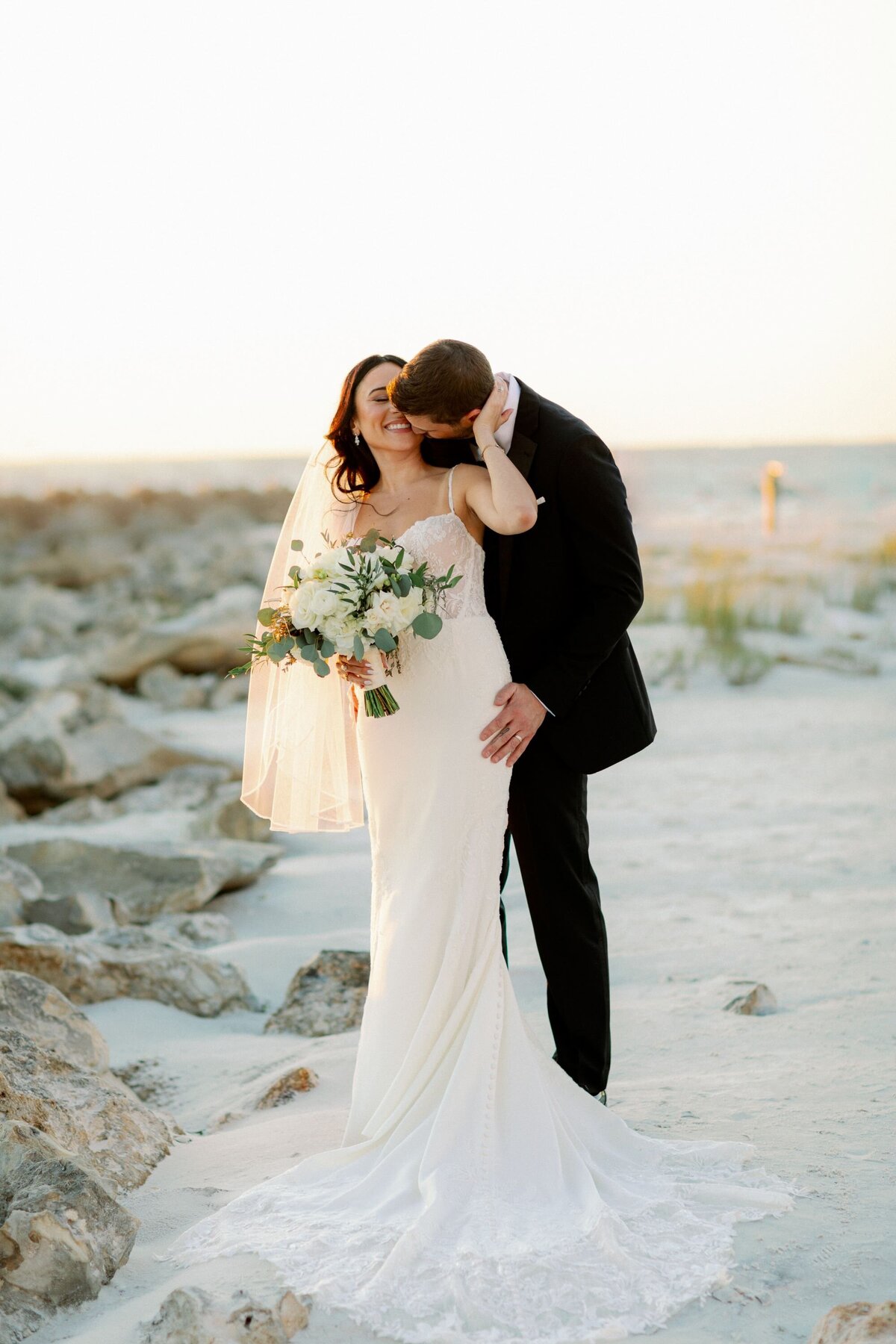 brittany-pannebaker-tampa-florida-destination-wedding-photographer-wedding-alexis-and-alex-boca-bay-pass-club-57