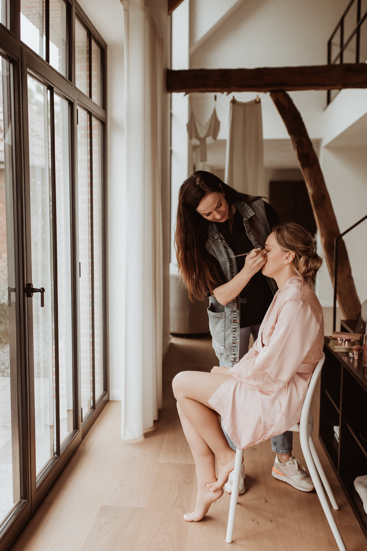Getting ready & First look-13