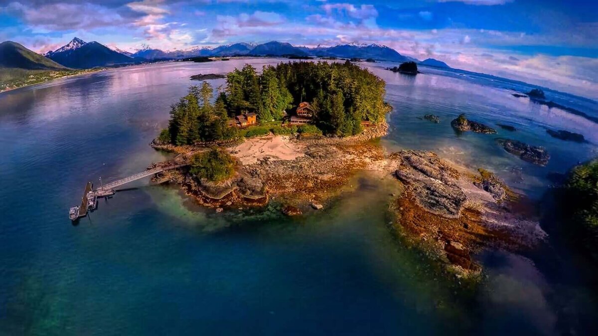Private Island in the middle of the ocean