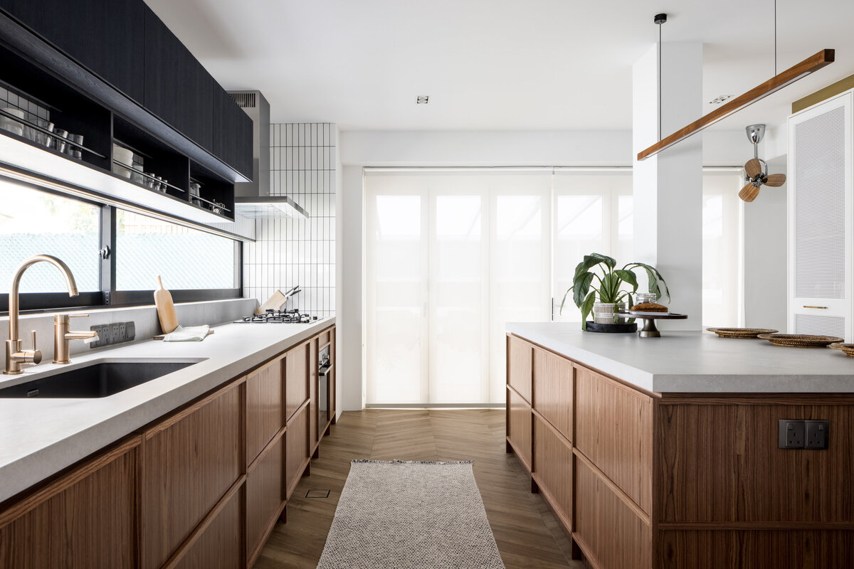 brown & white kitchen