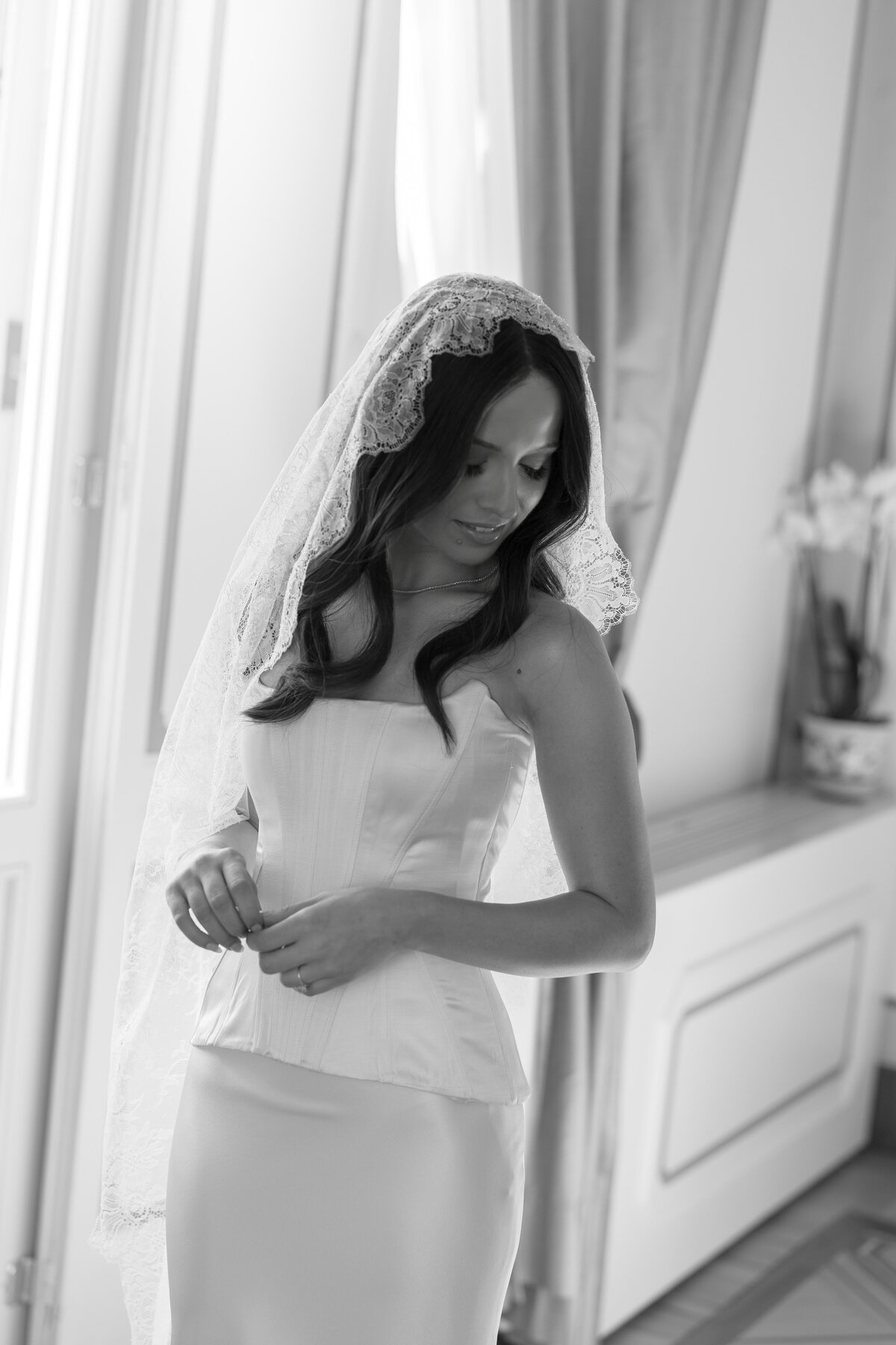 Cacie_Carroll@CacieCarrollPhotography_KriziaandNick_WeddingDayatVillaDurazzo_SantaMargheritaItaly-214