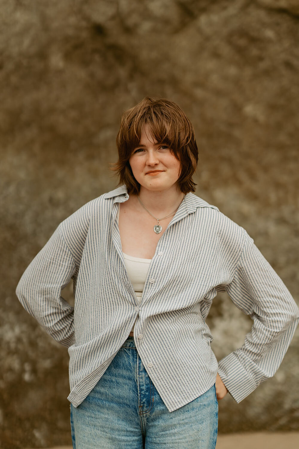 kate-senior-photos-in-cannon-beach-senior-photography-by-emily-noelle-photo-04