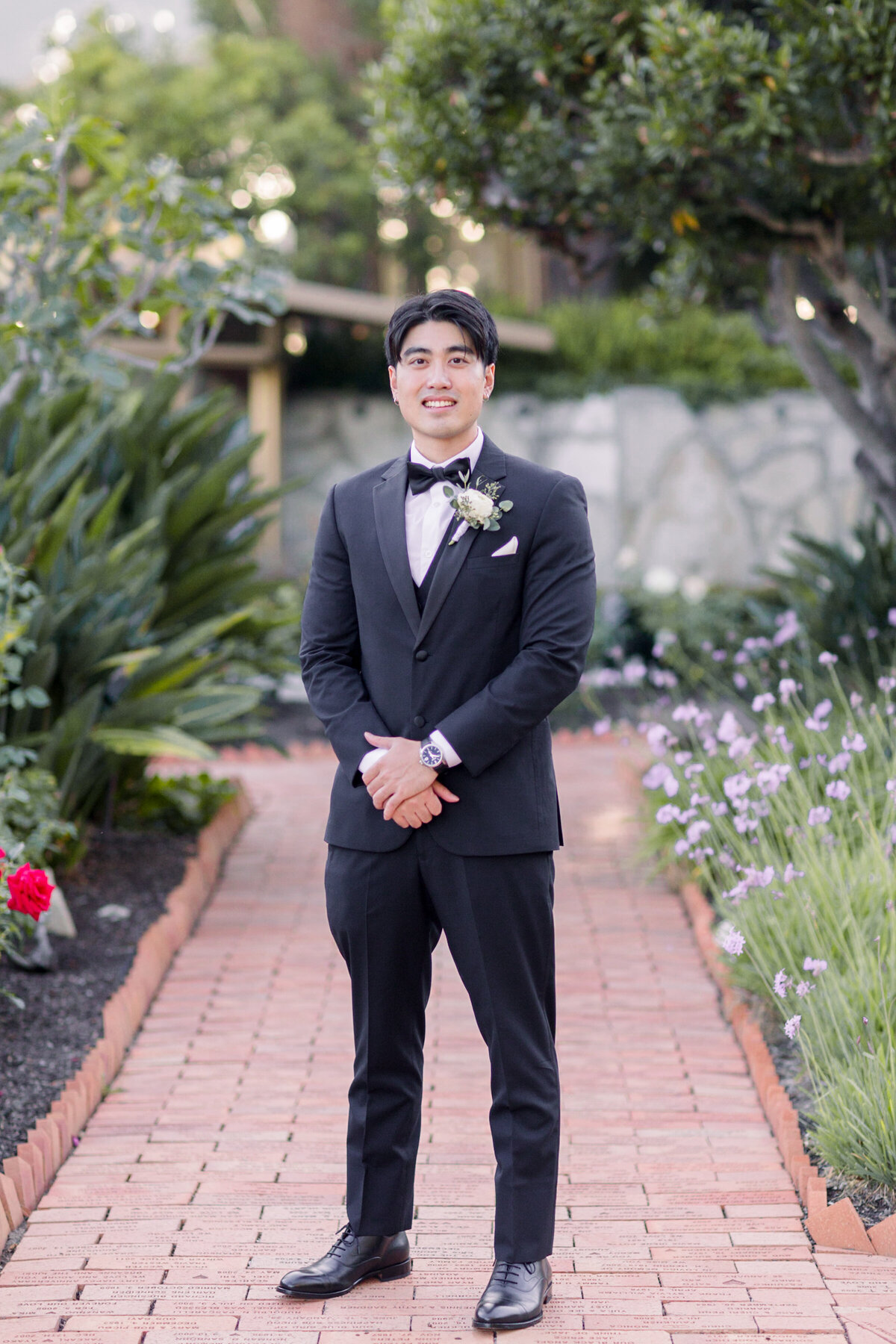 los-angeles-california-wayfarers-chapel-wedding-photographer_031