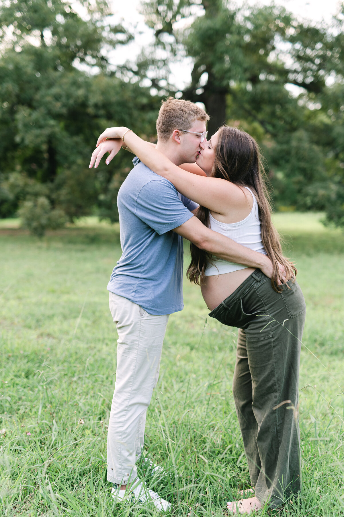 Polina and Sean Maternity Chelsea Schmidt Photography 2024-115