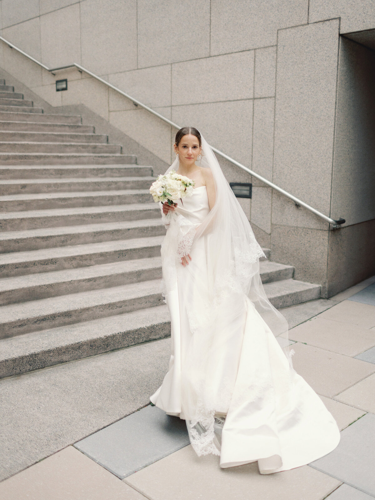 best-seattle-wedding-photographers-the-tenneys-at-washington-athletic-club-29