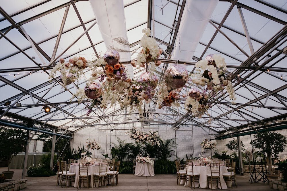 Melissa-Logan-Whimsical-Greenhouse-Philadelphia-Wedding-flowers-by-Sebesta-Design20