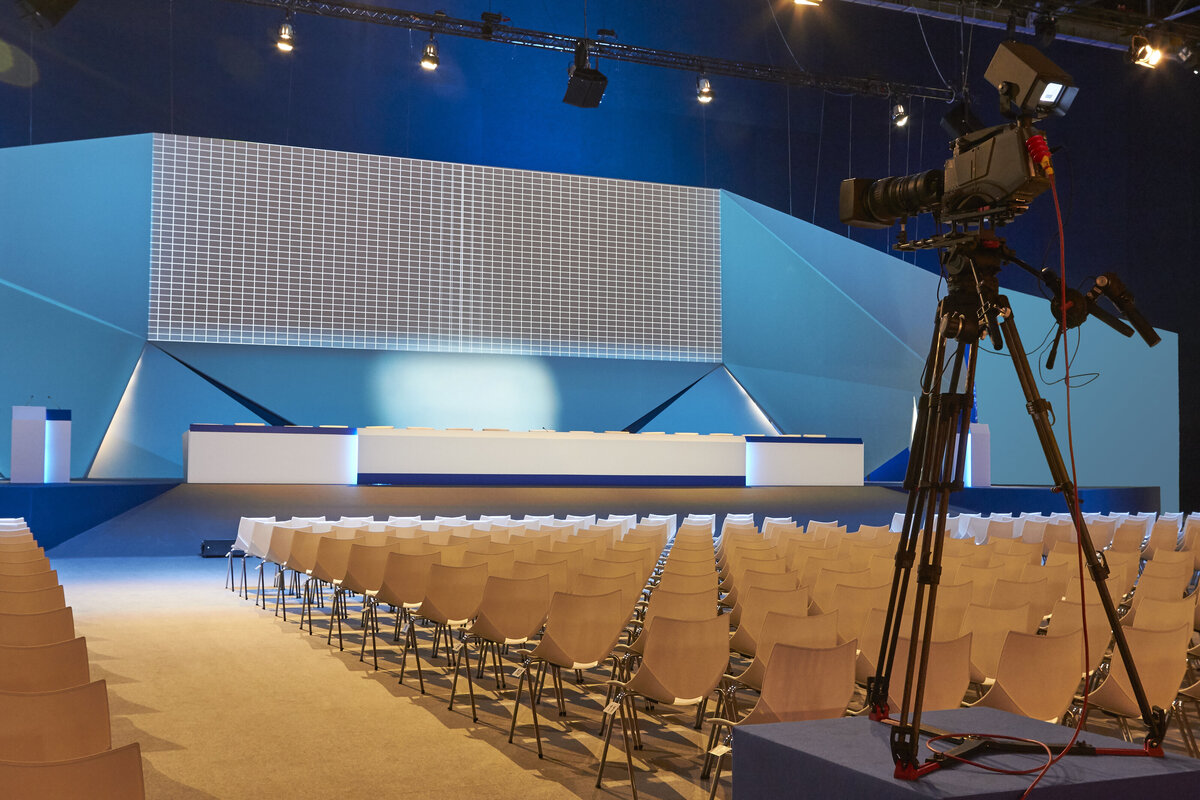 conference-hall-convention-center-with-podium-pr-2025-01-28-02-48-22-utc