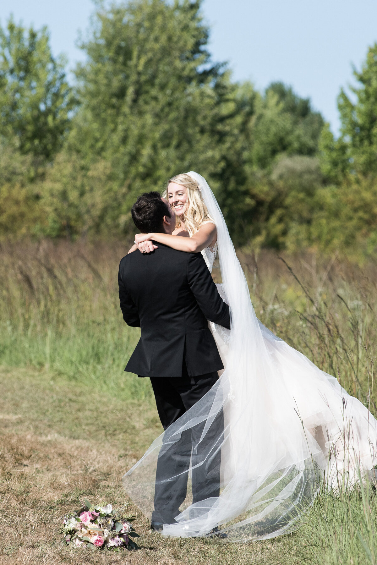 young-couple-wedding-photography-in-philadelphia-1-2