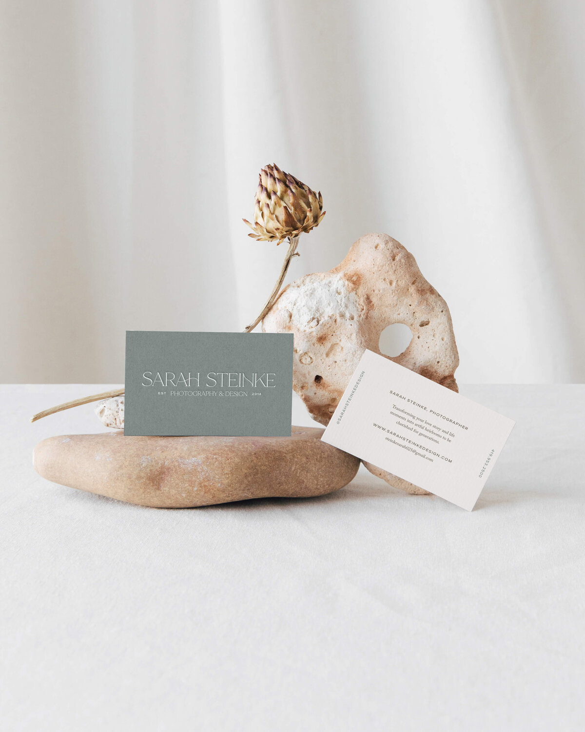 minimal and sophisticated business stationery