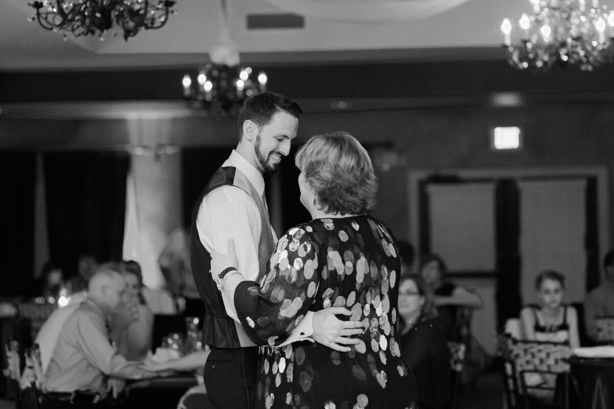 san_antonio_austin_texas_wedding_photographer-country-club-KnB-1224