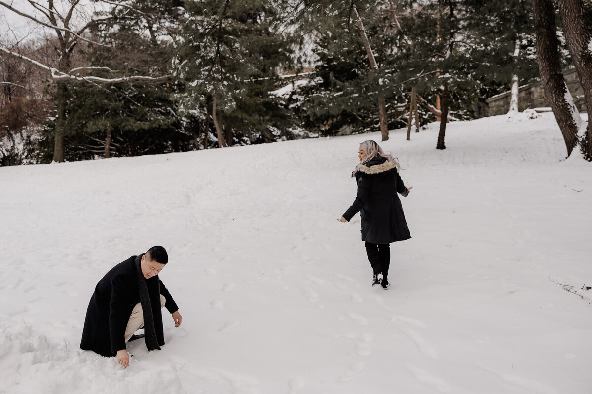 Engagement Photos in the snow at Fort Tryon Park NYC