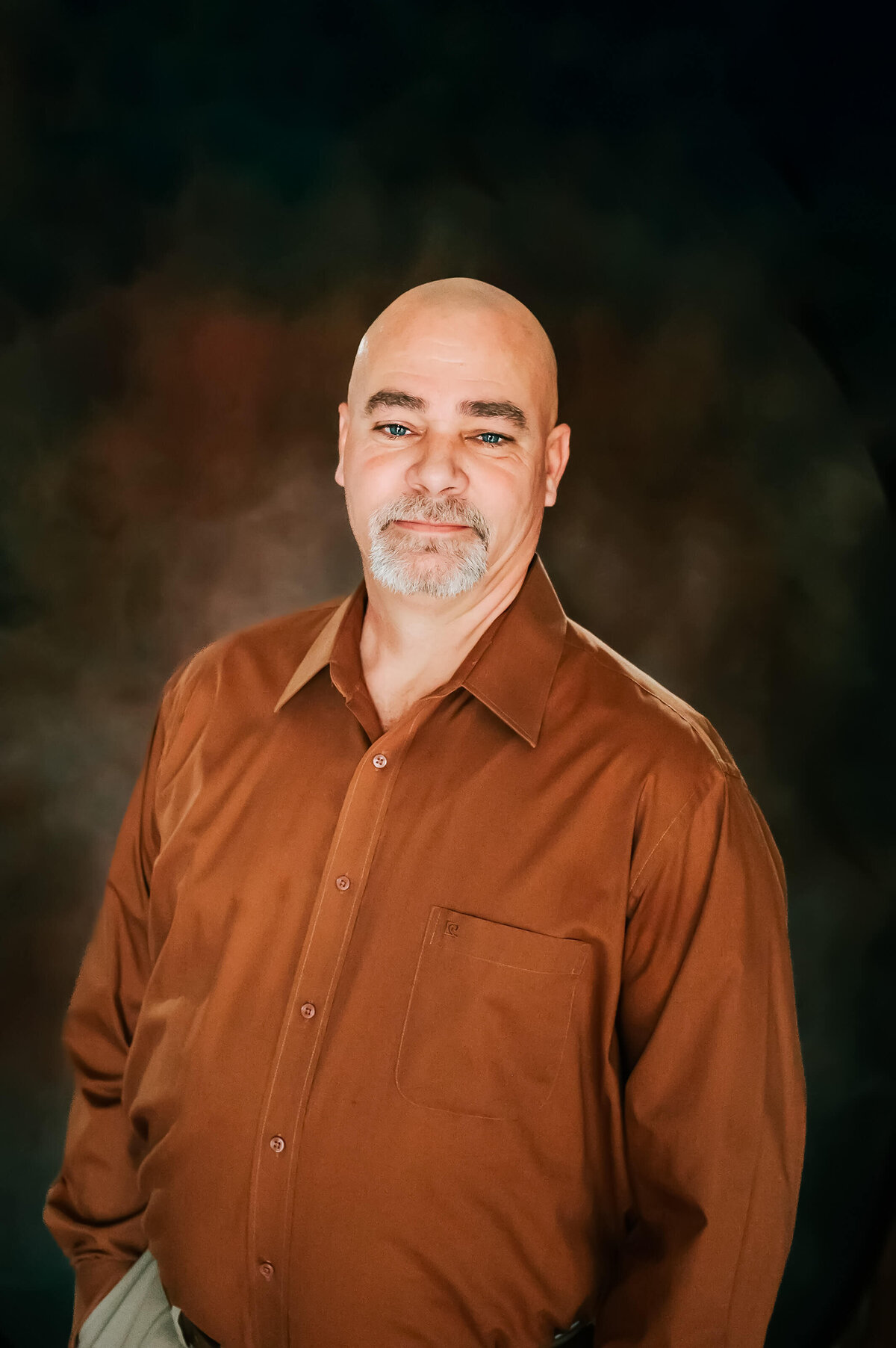 Branson MO headshot photo of business man in brown shirt