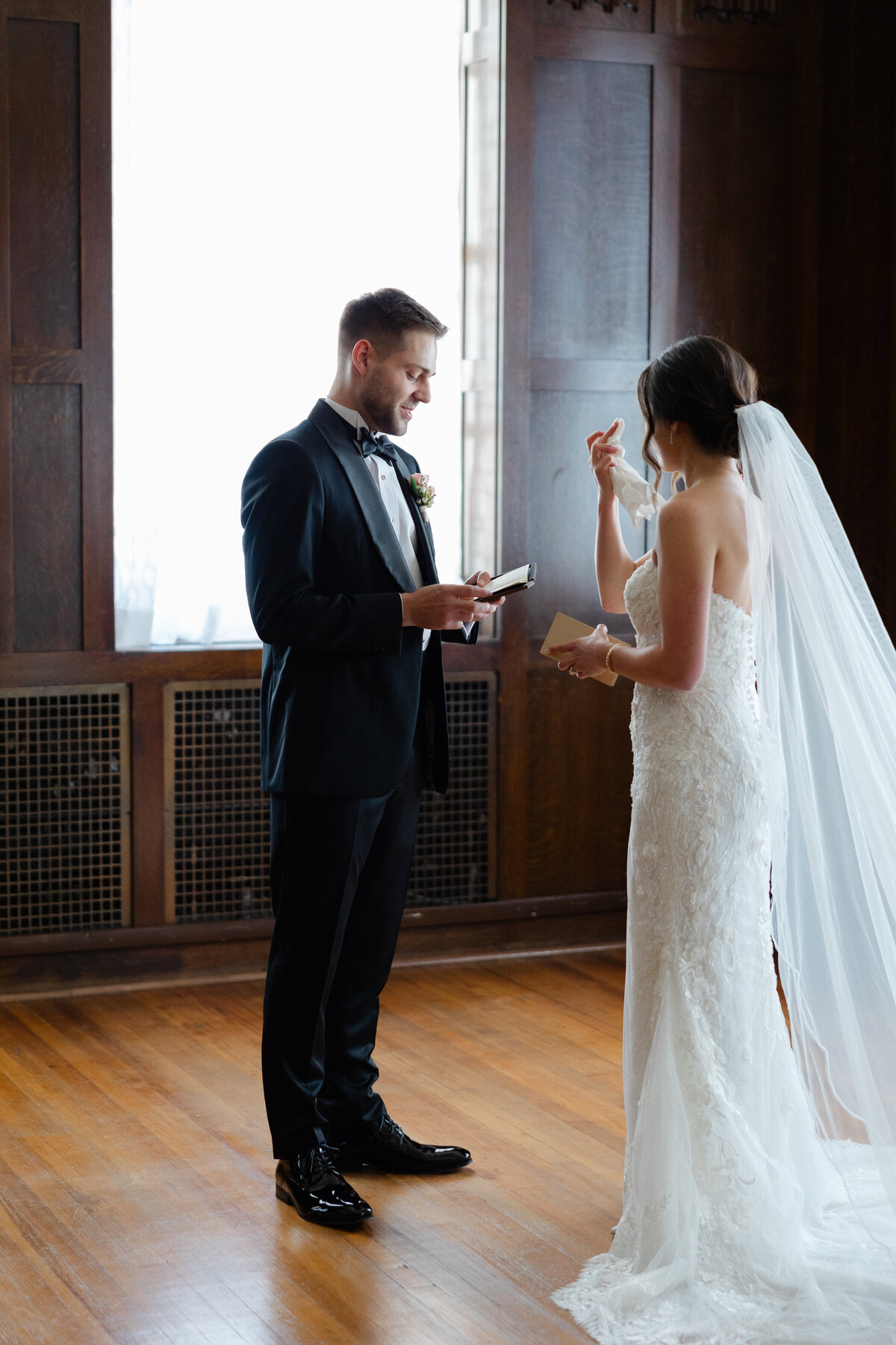 luxury hotel kansas city wedding -25