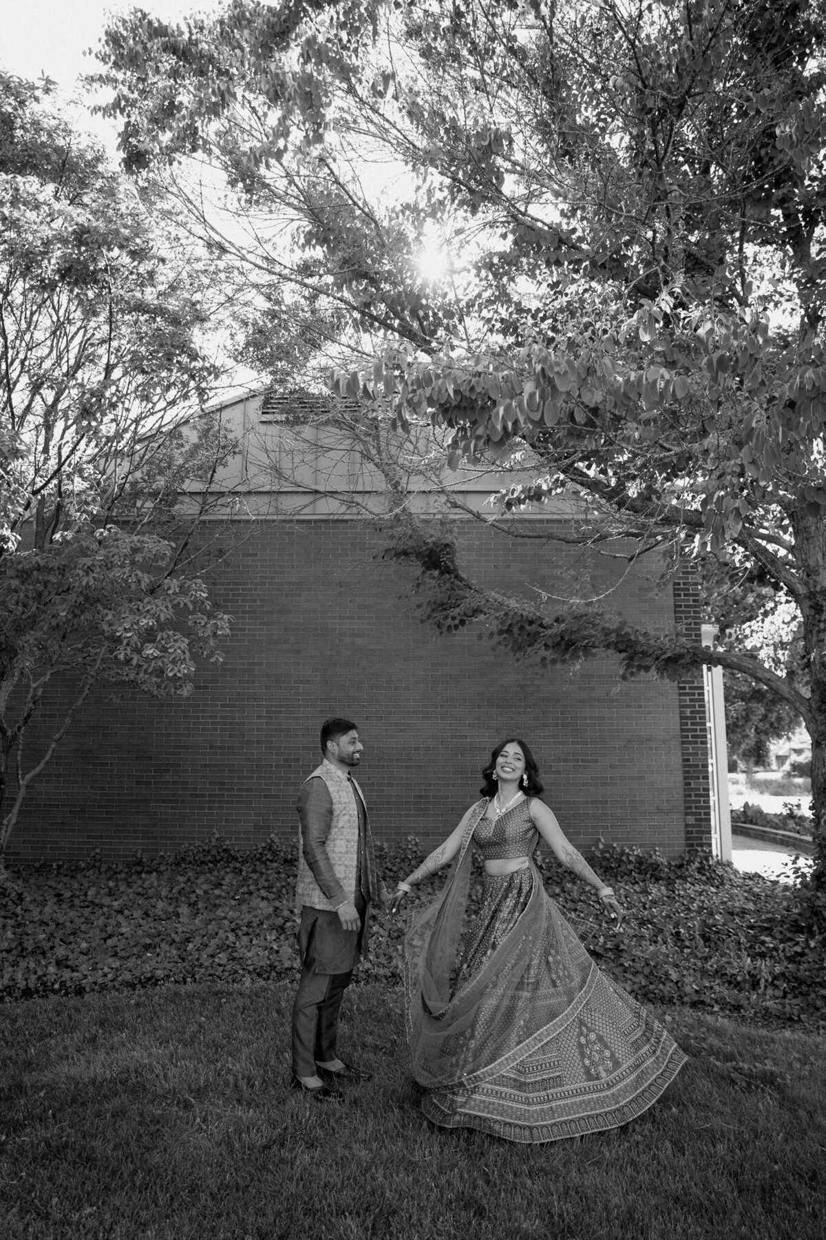 Nichole-Babiez-Photography-wedding-photographer-indian-wedding-photographer-mendhi-sangeet-baraat-luxury-chicago-illinois-marriott-schaumburg-7