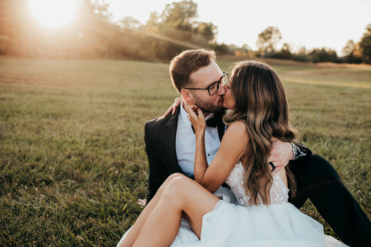Louisville, KY wedding photographer