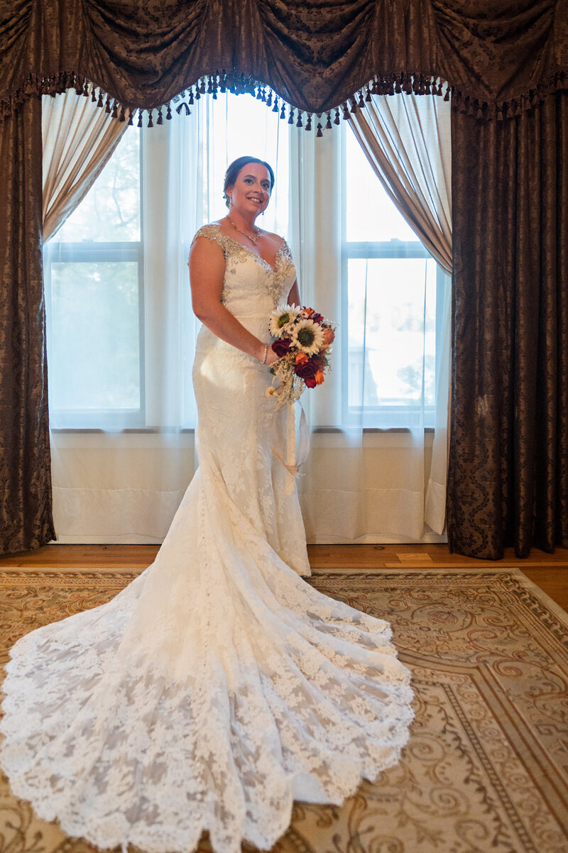 Detroit Wedding Photographer Victoria Wedding Chapel-034
