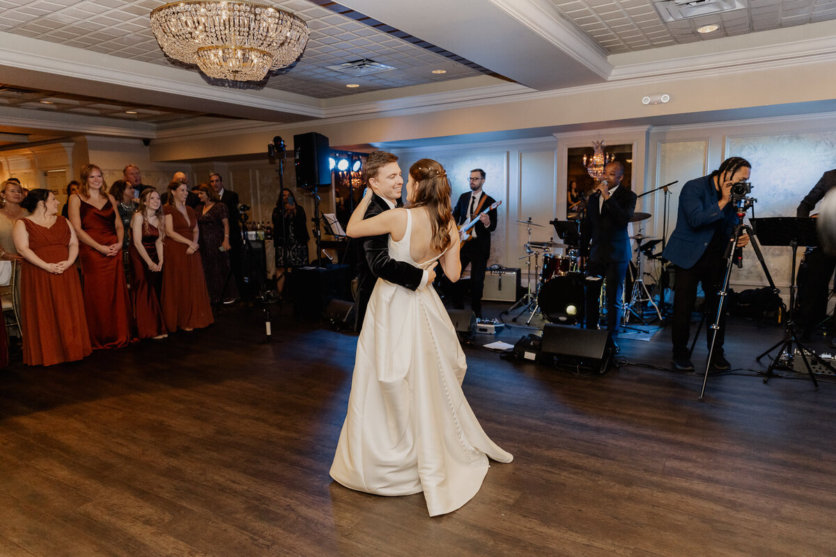 wedding-photos-olde-mill-inn-nj