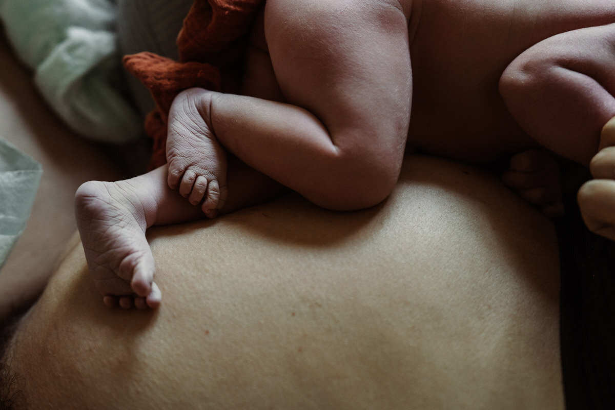home-birth-photography-natalie-broders-g-081