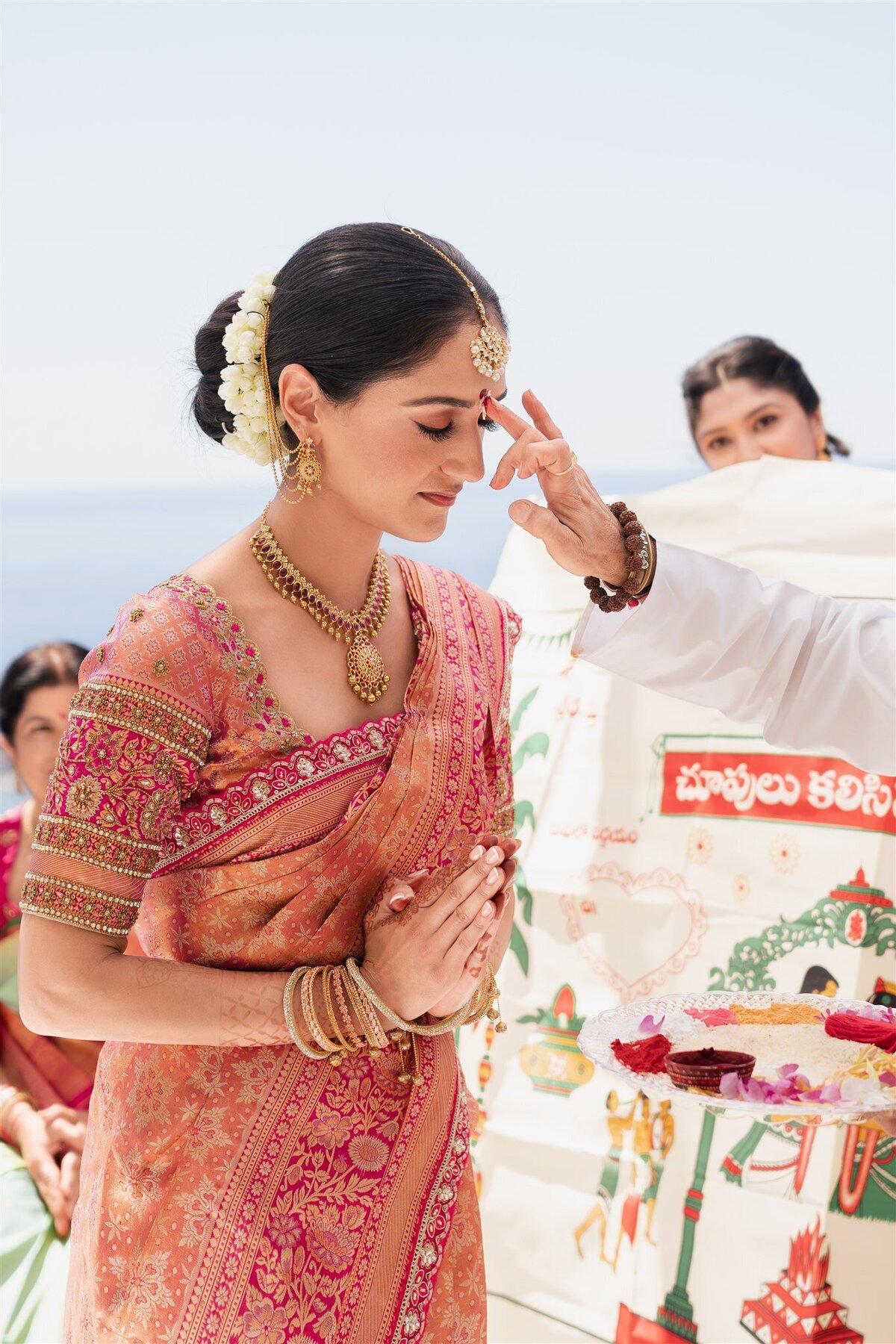 0069_A&C_Wed_0101313