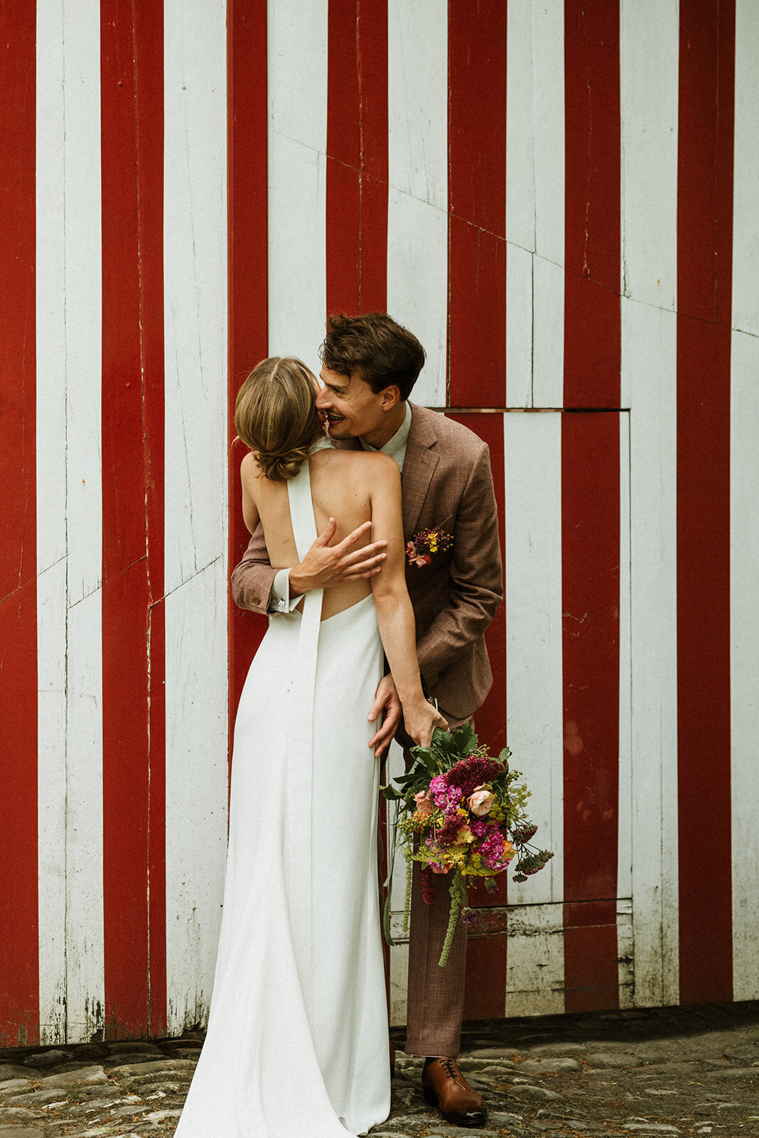 Herentals, salon weddings, moody, authentiek, alternatief trouwen,bruid, 2026, elopent, intiem, spontaan, tijdloos, trouwfotograaf, antwerpen-39