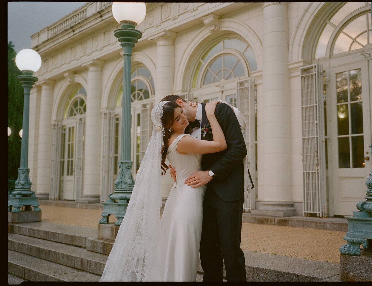 Faye-Fern-Creative-Ruby-Olivia-Rae-Hersey-Eugen-Hotaj-Prospect-Park-Boathouse-Wedding-Cocktail-Hour-21