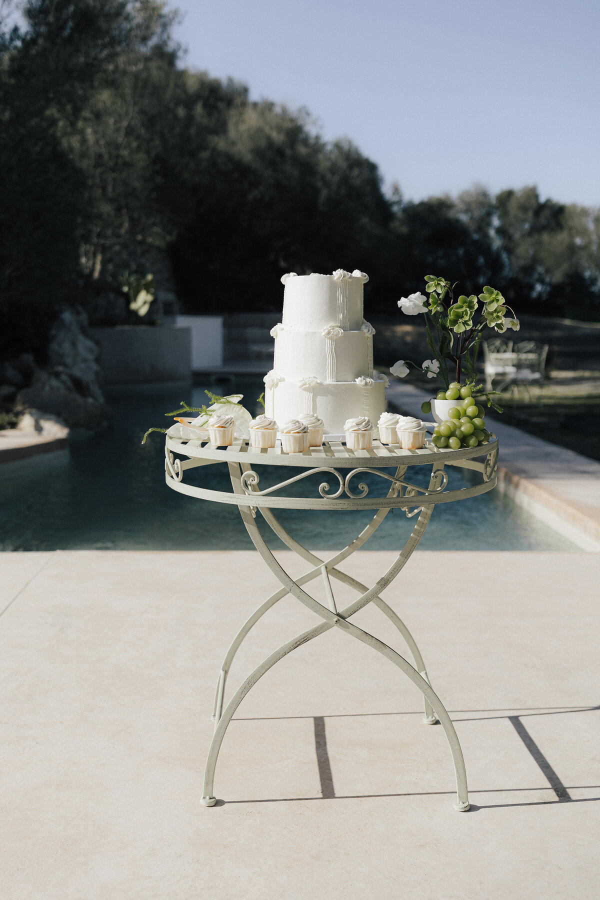 moderne-hochzeitstorte