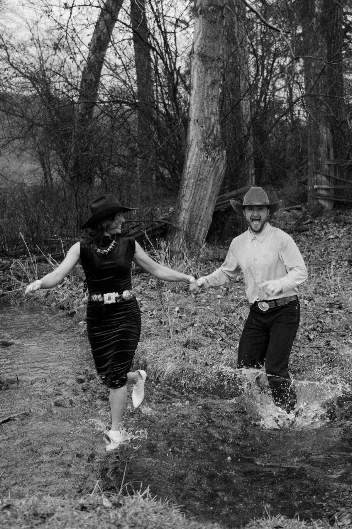 presley-gray-photo-montana-western-style-engagement-4625-2