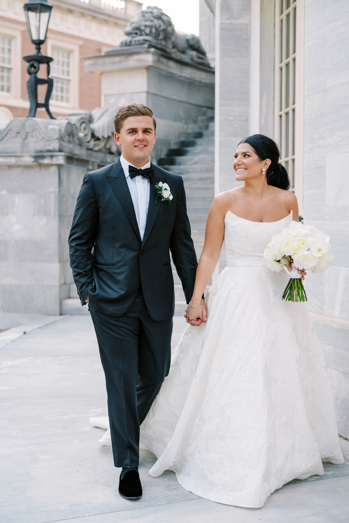 Philadelphia-Ritz-Carlton-Wedding-Bride-Groom-Photos_072