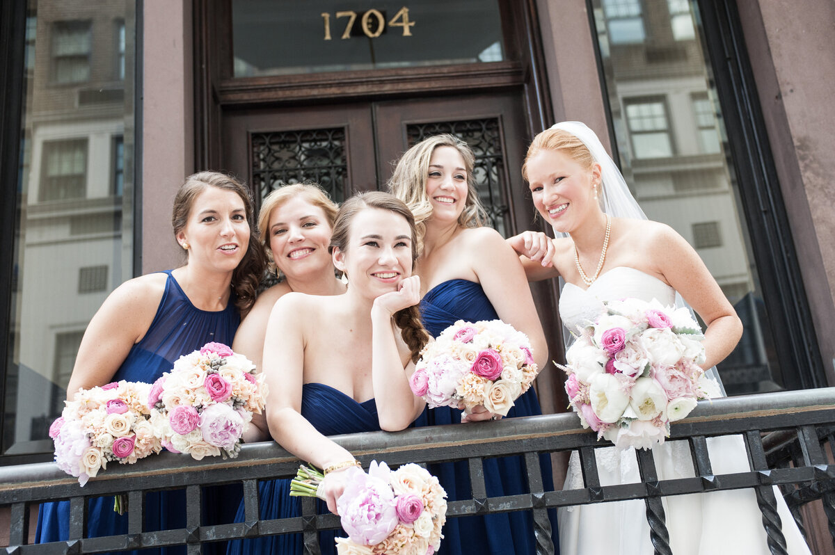 young-couple-wedding-photography-in-philadelphia-16