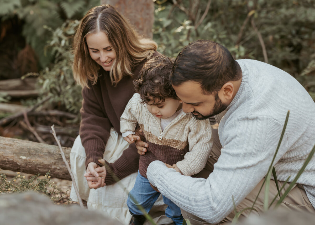 Sydney-family-photo-session-forest-06
