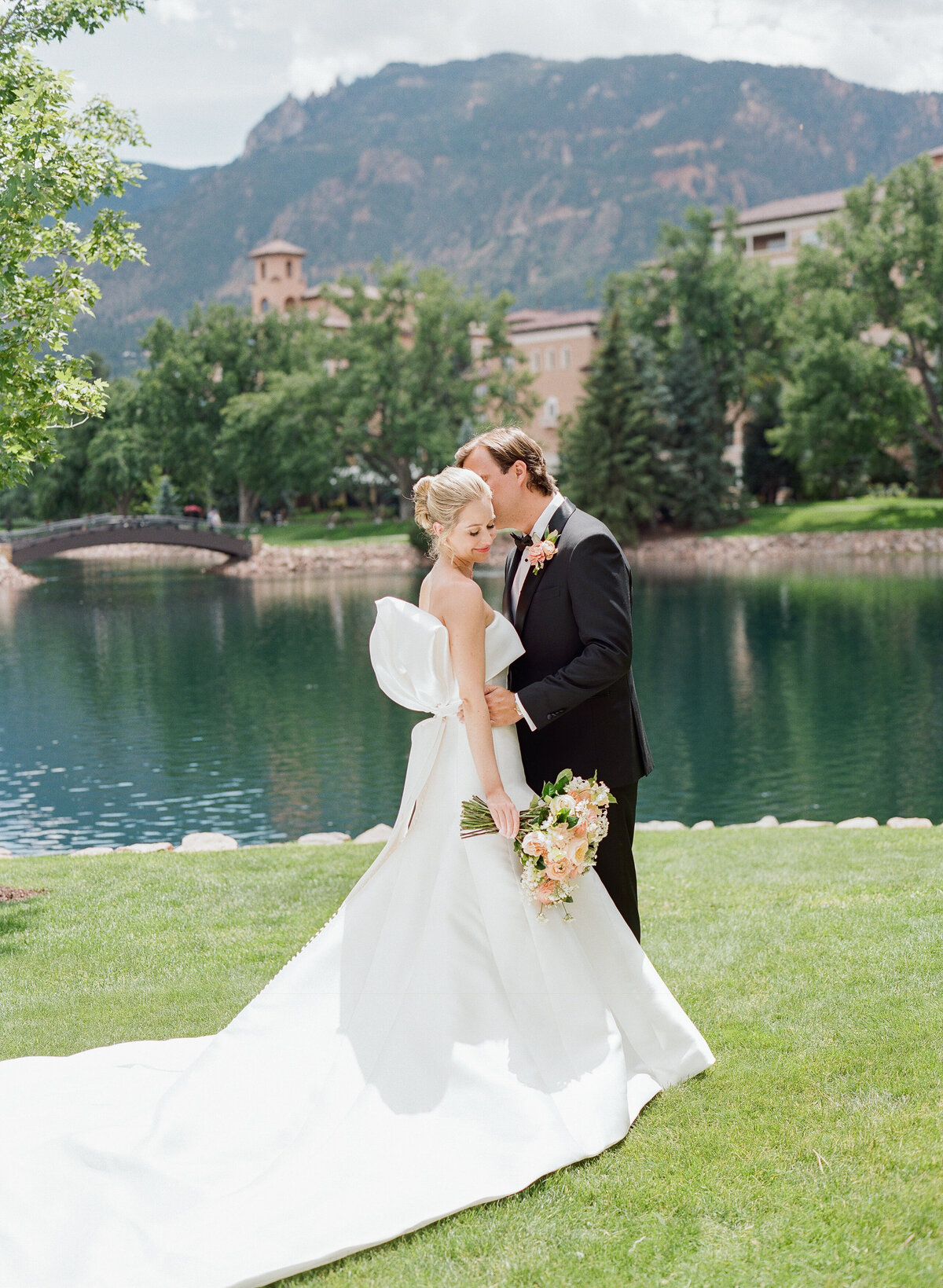 Broadmoor Wedding Cassidy Brooke-48