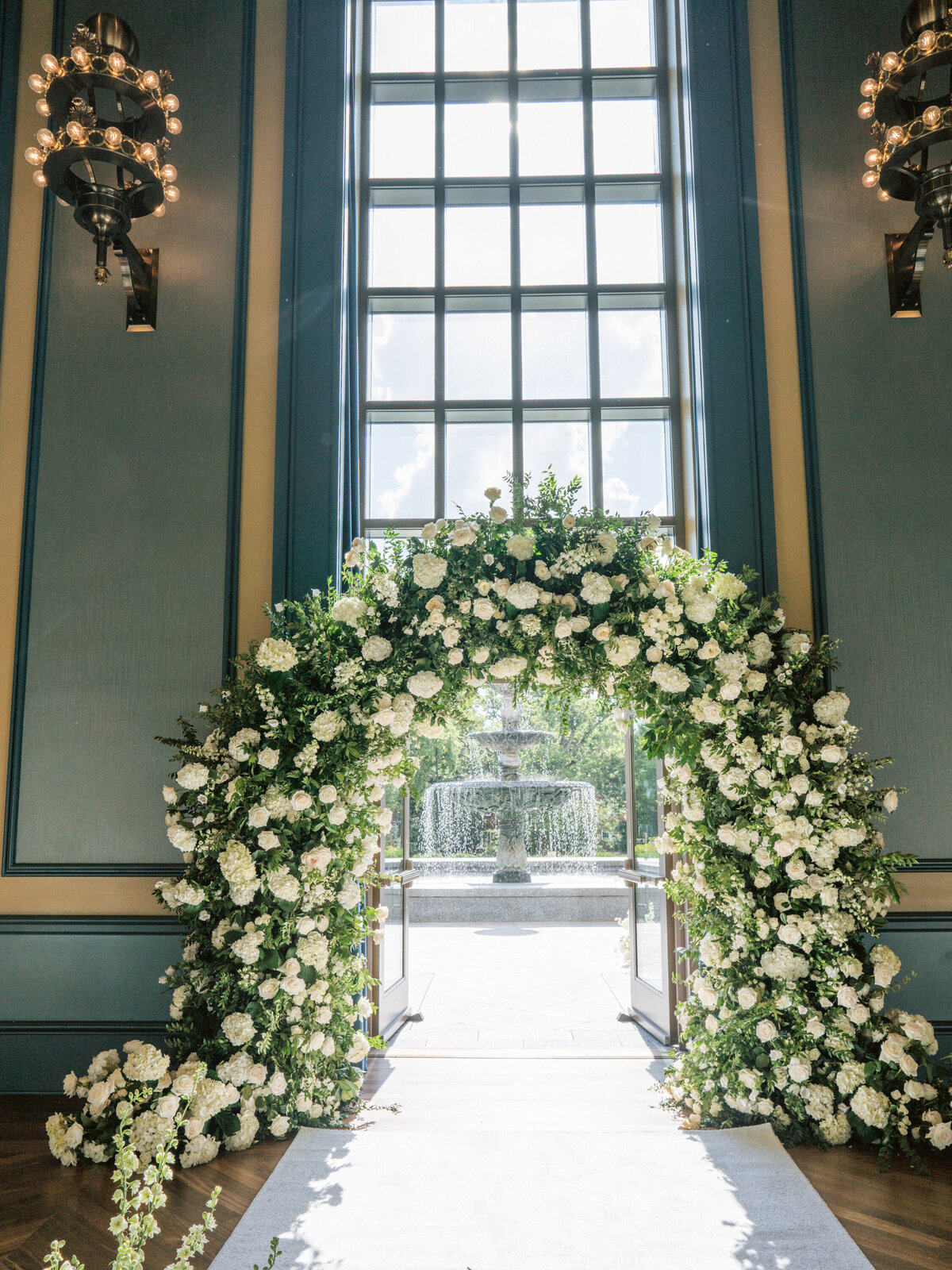 Elegant wedding ceremony: Classic, sophisticated, and refined aesthetic.