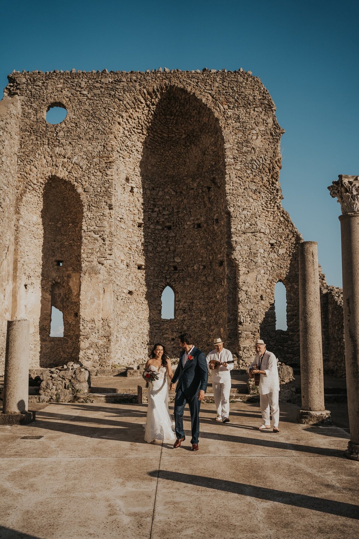 elopement Scala Amalfi Coast wedbydovile (8)