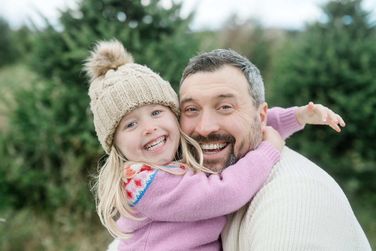 family_portraits_benjamin_treefarm_waterloo16