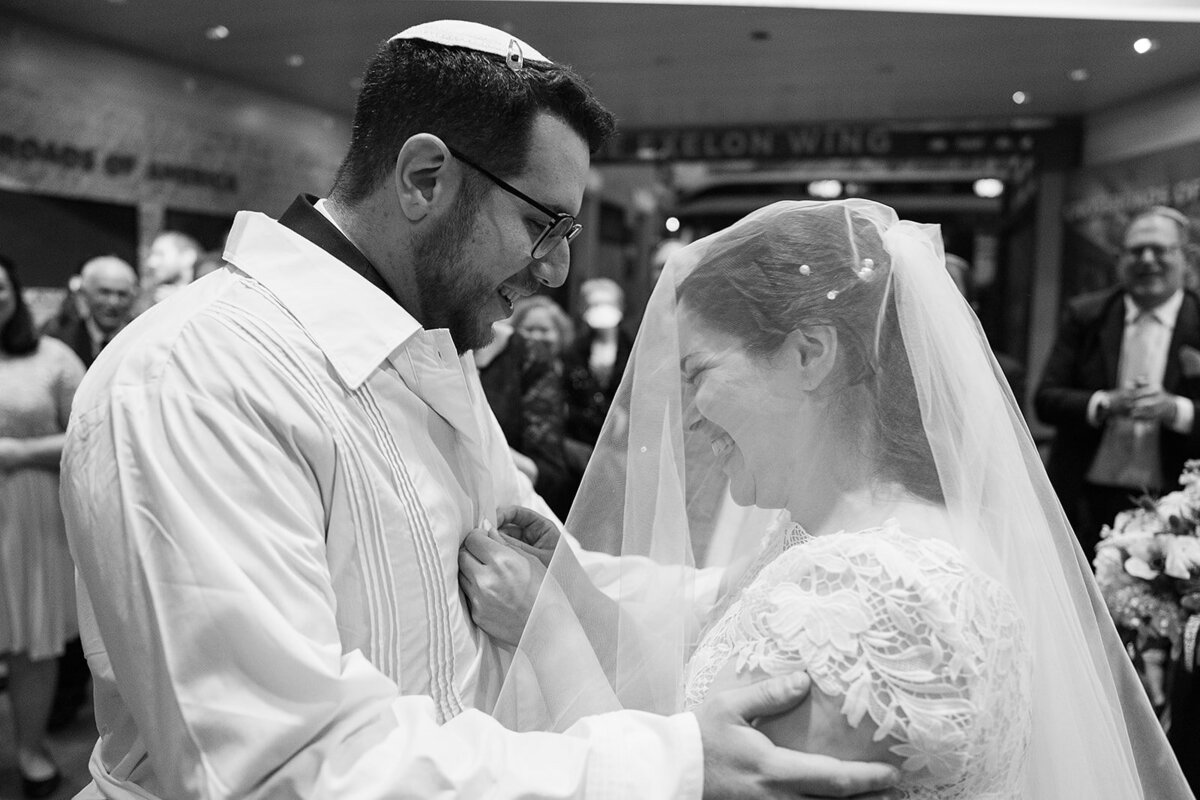 Jewish Wedding Photography in Chicago and LA Couple in Black and White