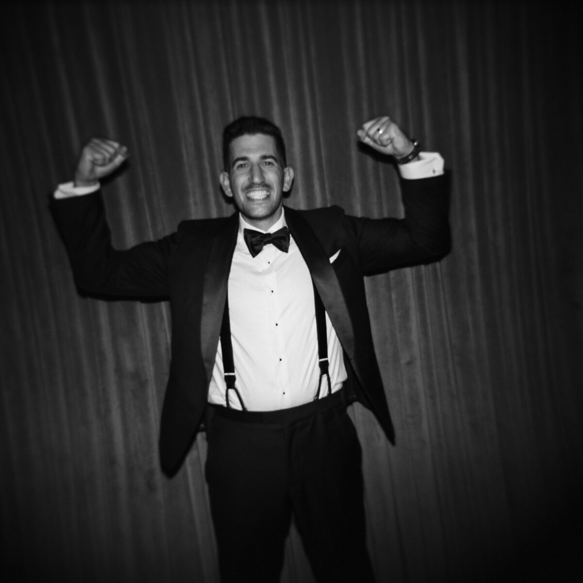 95305ZFgal090808-R1-011-2