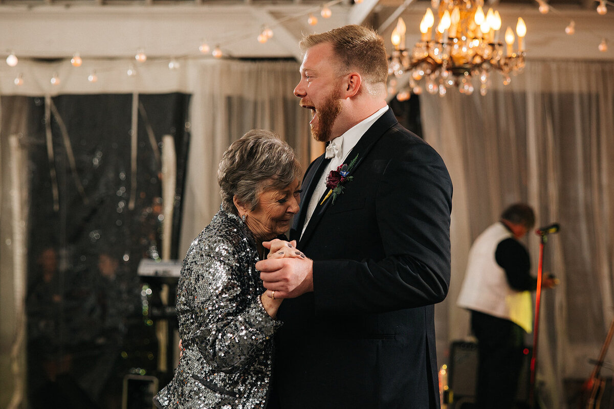 Nashville-Wedding-LGBTQ+-Cedarwood-Photographer091