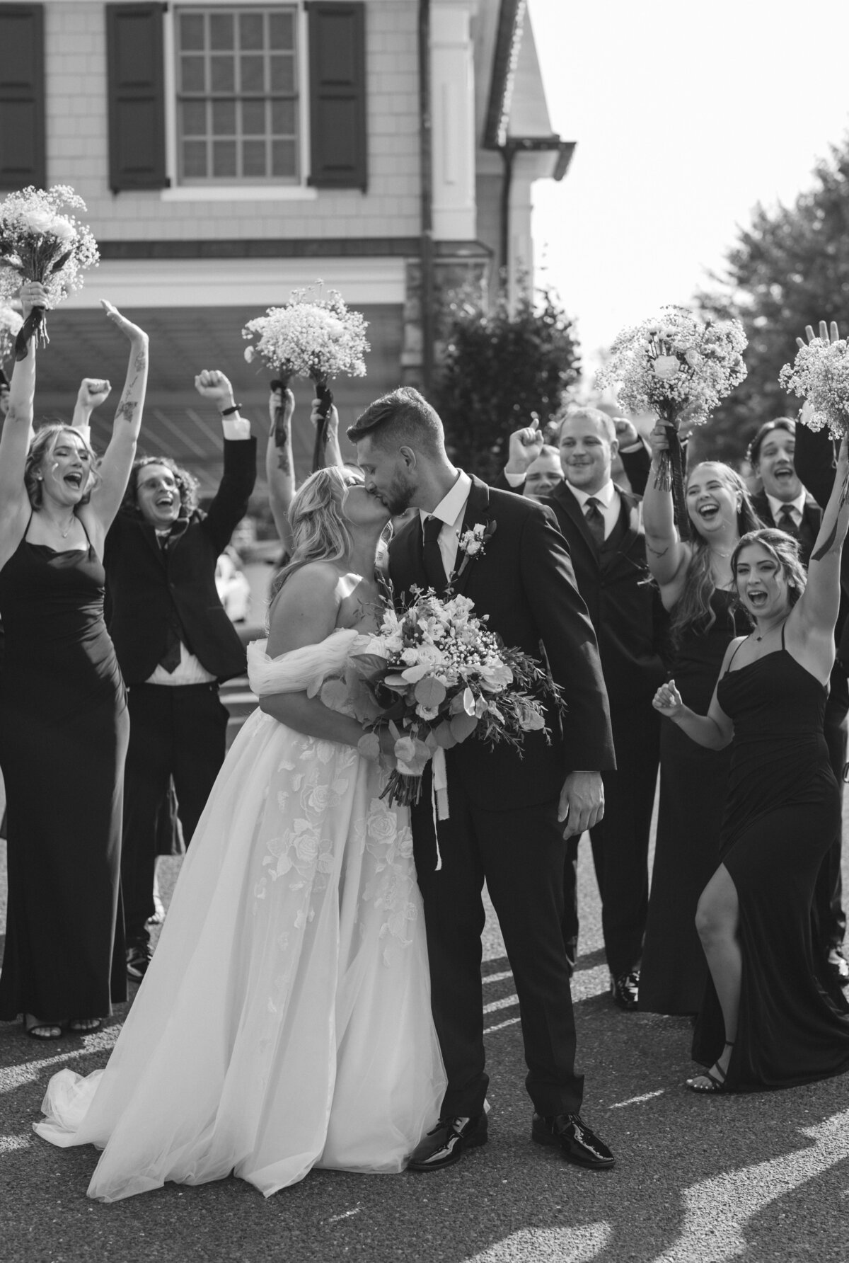 Kylie+TommyOldeMillInnWedding-216