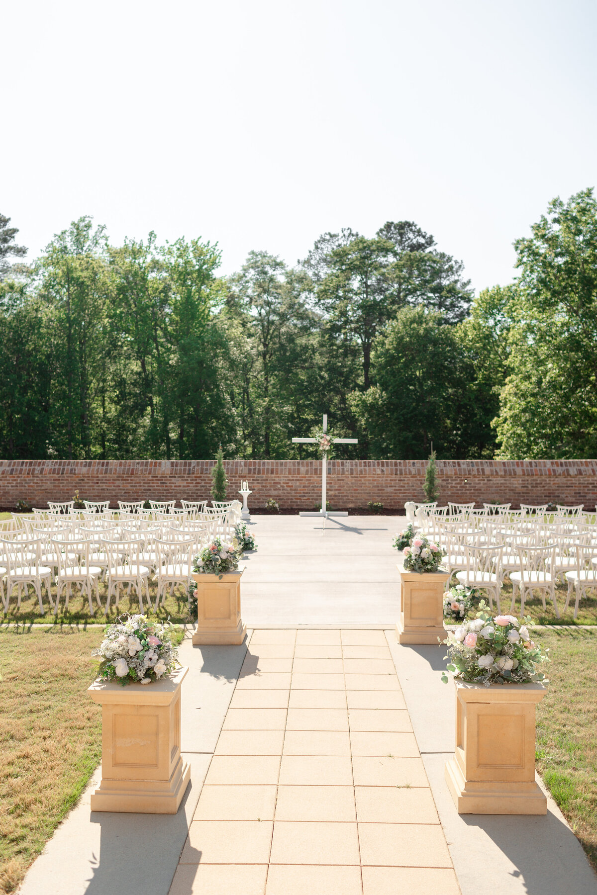 Classy-Editorial-Wedding-Oxbow-Estate-Clayton-North-Carolina-LB1-97