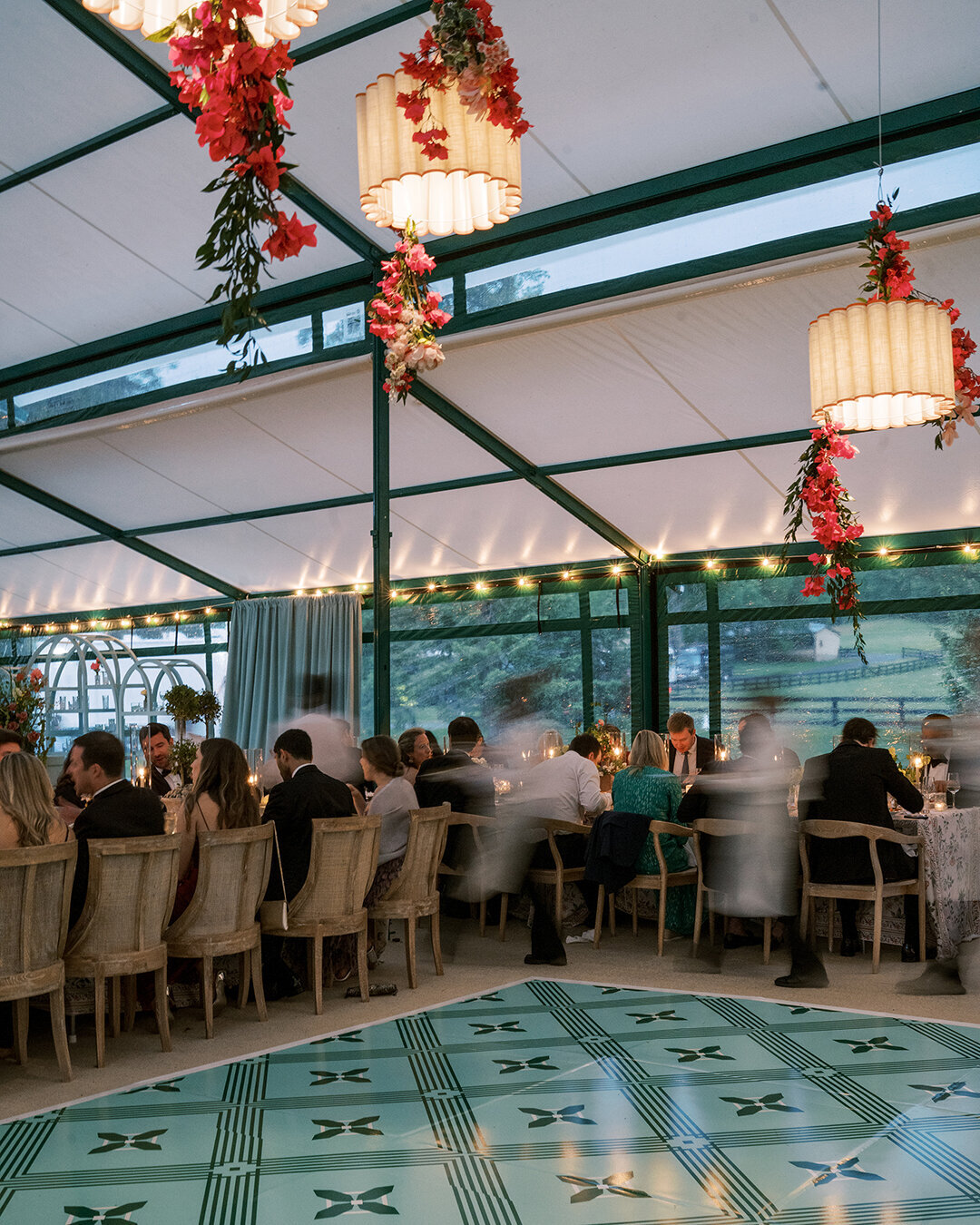 KathleenRob5-3-25GlenstoneGardenVA-VickiGraftonPhotography-1072