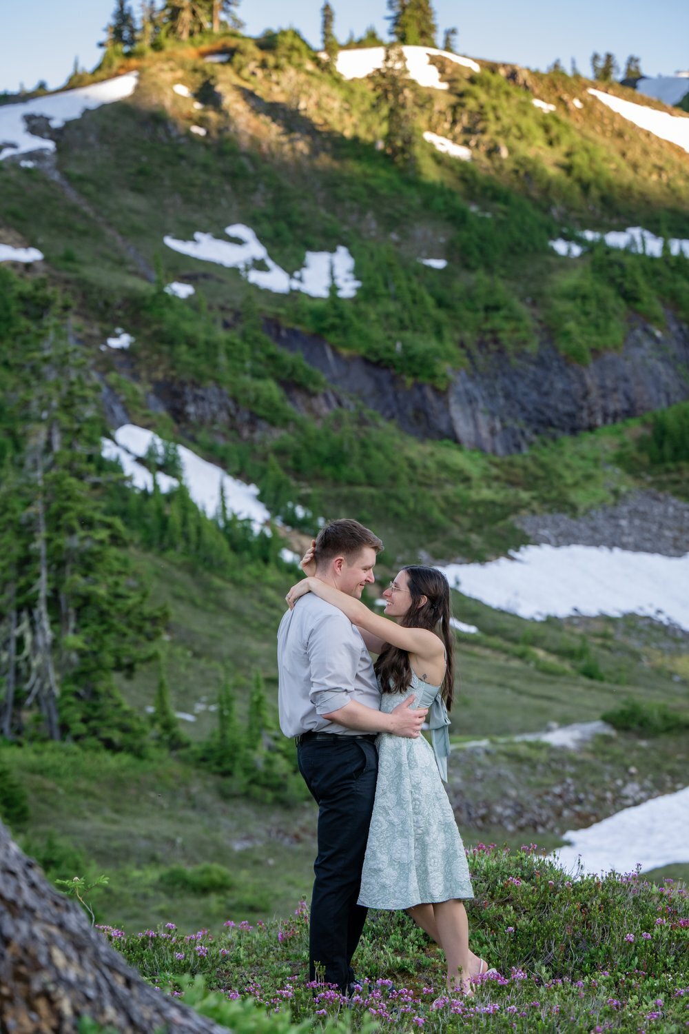 couple on mount baker early summer engagement portraits